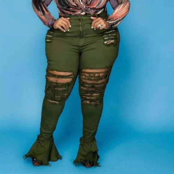 CURVE CLIQUE “Curvy & Flare” Jeans - OLIVE GREEN - Picture 1 of 4